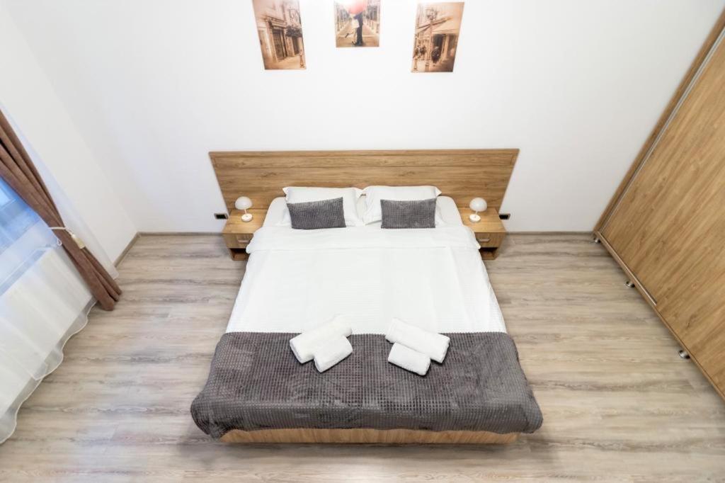 Isaran Apartment